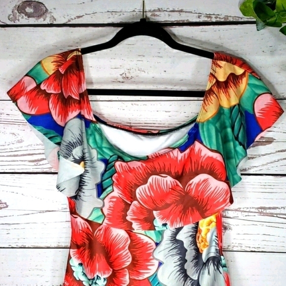 Tropical Flower One Piece Bathing Suit Size M - Picture 8 of 15